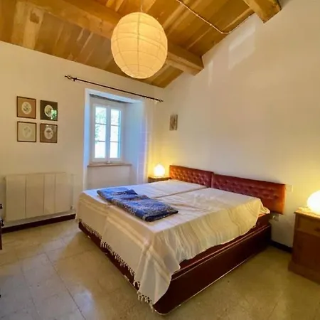 Casa vacanze Casa Frances, Private Hillside With A View Avenale
